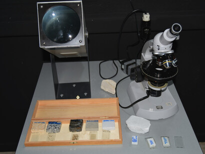 Su liderazgo en la comarca se refleja en la colaboración con más de 20 municipios, llevando la ciencia directamente a las comunidades y realizando actividades conjuntas con empresas locales