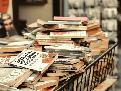 Livros usados em sebo