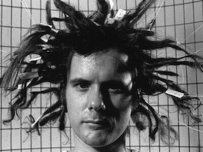 En su gesto también había una forma de redención: mostrar que todo límite puede ser atravesado. Gordon Matta-Clark, "Hair", 1972.