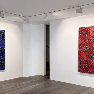 Ding Yi, Constellations, vue d'exposition. Avec l'aimable autorisation de la Galerie Karsten Greve