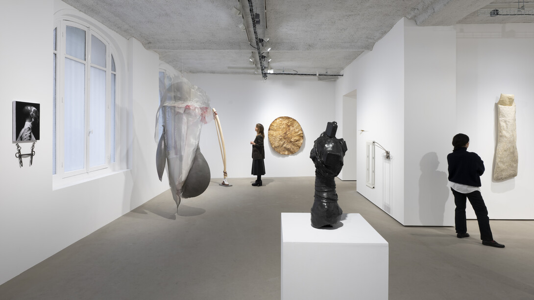 Various artists, Urania, exhibition view. Courtesy of Galerie Jocelyn Wolff. Photo by Fabrice Gousset