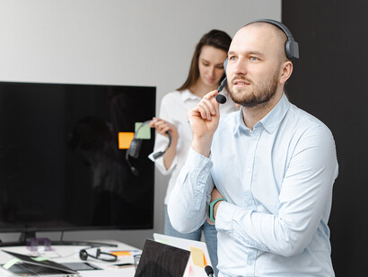 Relation clients. Ma demande n’est pas "type" ! Où est la relation client ? Où considère-t-on ma spécificité ?  
