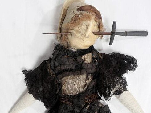 Spellbound. Courtesy of Ashmolean Museum