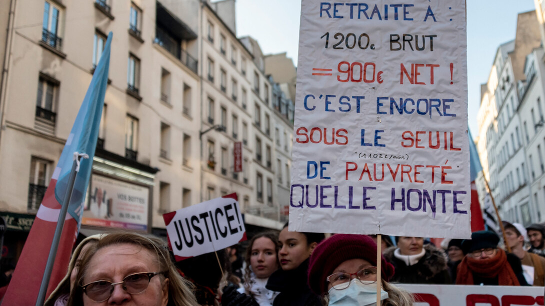 Seuil de l'âge de la retraite. L'actualité économique et financière foisonne d’indicateurs sociaux, de balises, de planchers, de minimas, de maximas, censés encadrer notre bien-être et auxquels nous attachons un intérêt catégoriel direct