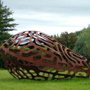 Vuoto di memoria (scultura di Gianpietro Carlesso). Simbolo della manifestazione.