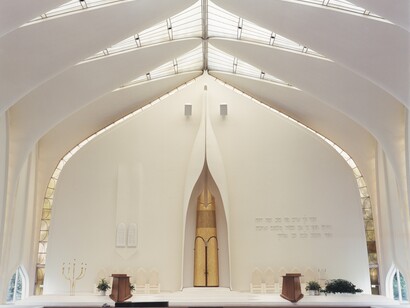 North Shore Congregational Israel, Glencoe, Illinois, 2004, © David T. Hanson, from The Cloud of Unknowing (Taverner Press, 2019)
