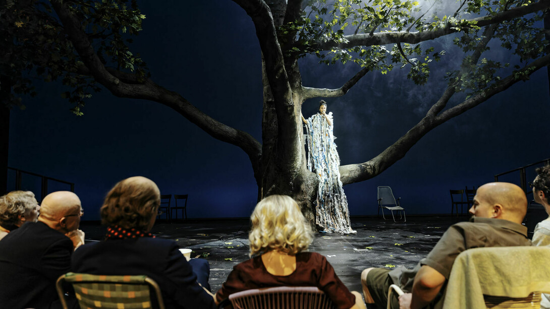 Die möwe (the seagull). Courtesy of the Schaubühne am Lehniner Platz