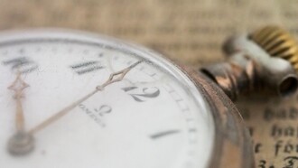  A reflexão sobre o tempo é uma teima partilhada por filósofos e artistas