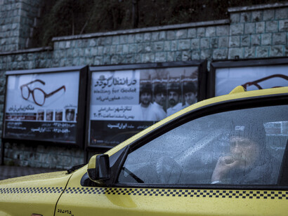 Newsha Tavakolian, Taxi driver, 2015 © Newsha Tavakolian - Fondation Carmignac