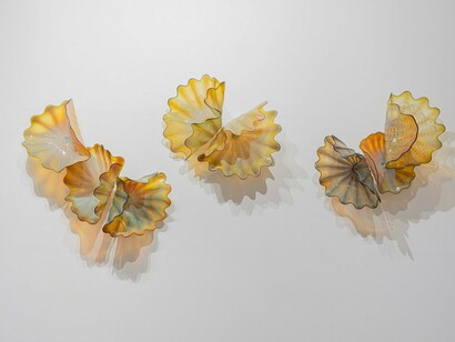 Installation View, Chihuly: Four Decades of Iconic Work, 2024. Courtesy of Leila Heller Gallery