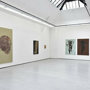 Sur vous je crache la peinture, Exhibition view. Courtesy of Galerie Christophe Gaillard