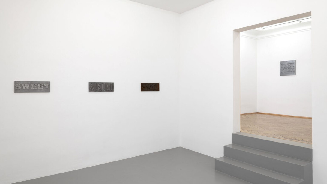 Hans-Jörg Mayer, München sentimental, ausstellungsansicht. Mit freundlicher genehmigung der Galerie Christine Mayer