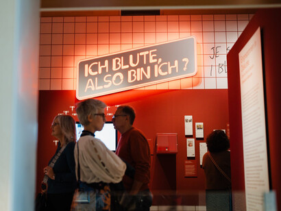 Et leeft. The exhibition on menstruation, exhibition view. Courtesy of Lëtzebuerg City Museum