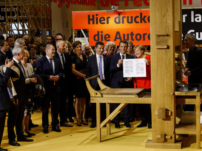 Frankfurter Buchmesse fair view