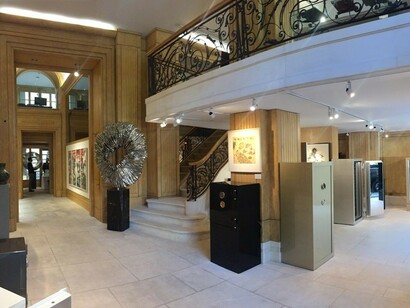Changing China, Exhibition view. Courtesy of Michael Goedhuis