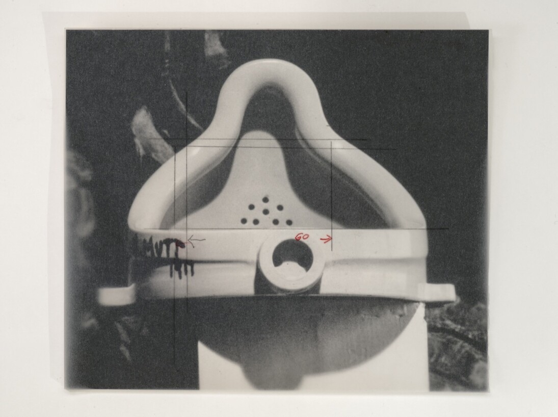 Sturtevant, Duchamp Fontaine, Black & white photograph hand print, 20,2 x 23,4 cm (7,95 x 9,21 in). Courtesy of Galerie Thaddaeus Ropac