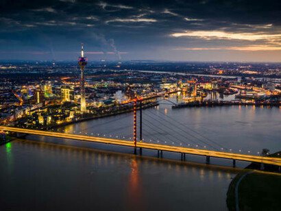 Düsseldorf, located in western Germany, is celebrated for its dynamic blend of high fashion, cutting-edge art, and rich cultural heritage