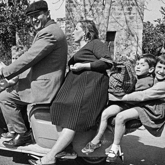 Bruno Barbey, Palermo, 1963. Per gentile concessione di © Bruno Barbey / Magnum Photos