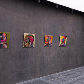 Armin Boehm, Im spiegel verloren (lost in the mirror), exhibition view. Courtesy of König Gallery