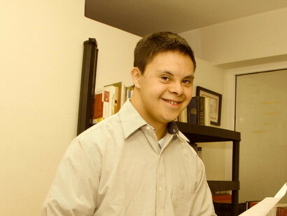 La incapacitación es la máxima restricción de la capacidad de obrar de una persona que existe en nuestro ordenamiento jurídico