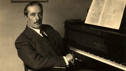 Giacomo Puccini, il più grande compositore dell'opera italiana dopo Giuseppe Verdi