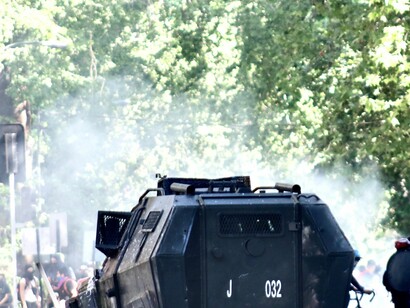 La represión brutal de la policía también se ha puesto encima de la mesa