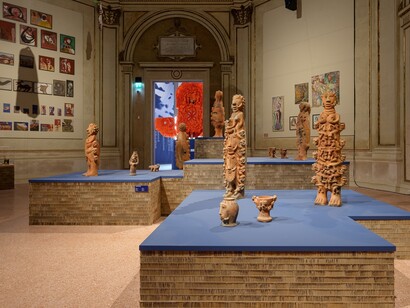 Awa Seyni Camara, Untitled. Sculpture, terracotta. 61. Esposizione Internazionale d’Arte – La Biennale di Venezia, In Minor Keys. Foto di Andrea Avezzù. Courtesy: La Biennale di Venezia