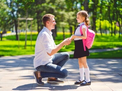 Camminare per strada su un itinerario prestabilito è un buon modo per diventare autonomi e responsabili 