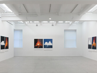 Hot & Cold. Courtesy of Marian Goodman Gallery
