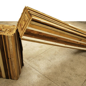 Jaime Prades, “Árvore Quadrada”, 2009, 128 x 280 x 50 cm, São Paulo's buckets of screwed. Courtesy of Galeria Mezanino