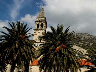 Montenegro. Igreja de Perast