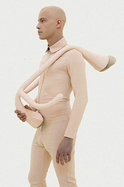 The Onanizer Strain II, Jan Manski, 2011 / 70 x 55 cm (27 9/16 x 21 5/8 in) . Ultrachrome print , photo janmanski.com  
