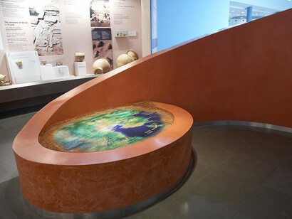 Towards the birth of cities, exhibition view. Courtesy of Archaeological Museum of Thessaloniki