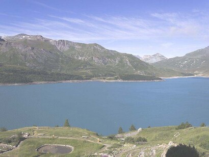 Lago del Moncenisio, Italia. Voglio tornare, voglio restare. Voglio spostarmi, stare ferma, infilarmi nel sacco a pelo, luci spente e sentire che dormono, russano, sospirano, e liberarmi chiudendomi