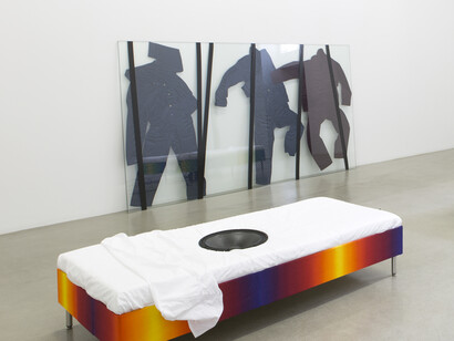 Lili Reynaud-Dewar, Vivre avec ça ?!, 2014. Installation view: “Vivre avec ça ?!,” kamel mennour, Paris. Courtesy the artist and kamel mennour, Paris. Photo: Fabrice Seixas