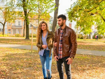 With their disagreement unfolding in the fresh air, they remind us that understanding each other’s brain structures can enhance communication