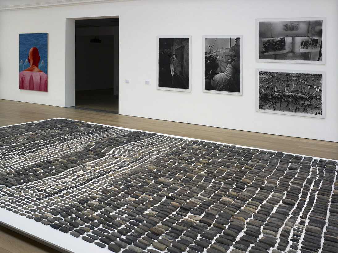 The M+ Sigg Collection – Chinese Art from the 1970s to Now at The Whitworth, Manchester. Foreground: Still Life (1995-2000) by Ai Wei Wei. Photography by Michael Pollard 2015, Image courtesy of The Whitworth