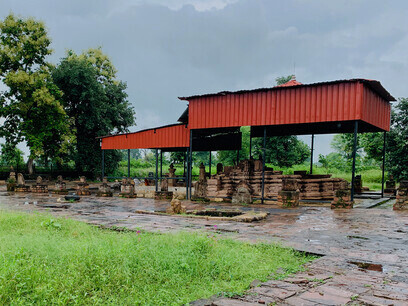 Gandai se encuentra a unos 80 kilómetros al noroeste de Raipur es la capital del estado de Chhattisgarh, en el centro de la India