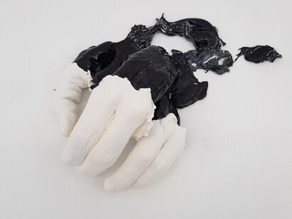 Amparo Sard. Courtesy of Galería Pilar Serra