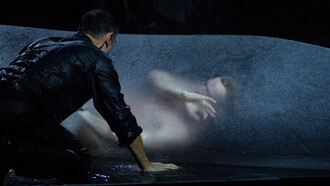 Ink (2020), Dimitris Papaioannou and Šuka Horn © Julian Mommert