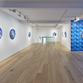 Jesse Mockrin, Exhibition view. Courtesy of Perrotin 