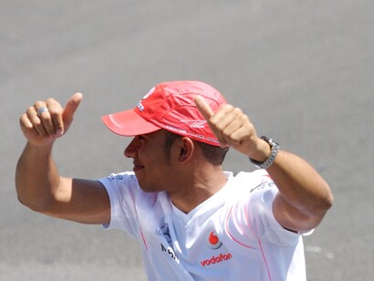 Lewis Hamilton festeggia la sua pole position al Gran Premio del Canada 2007