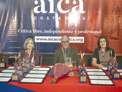 Miembros de la Junta Directiva de AICA Costa Rica en la IV entrega del premio anual de la crítica. Foto: Juan Carlos Fonseca
