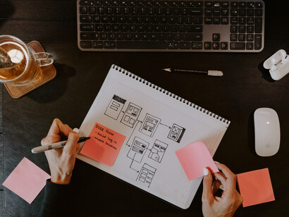 Escuchar a los usuarios revela que muchas veces los problemas no son técnicos, sino emocionales