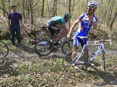 Imágenes de la carrera ciclista París-Roubaix