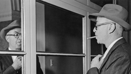 El novelista y periodista estadounidense, John Dos Passos