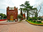 To revive the traditional Turkish tile and porcelain art, a porcelain factory named “Yıldız Çini Fabrika-i Hümâyûnu” was established in the garden of Yıldız Palace by Sultan II. Abdülhamid (1876-1909) in the early 1890s. The factory, which was severely damaged in the earthquake of 1894, was rebuilt by Italian architect Raimondo D’Aronco in the same year