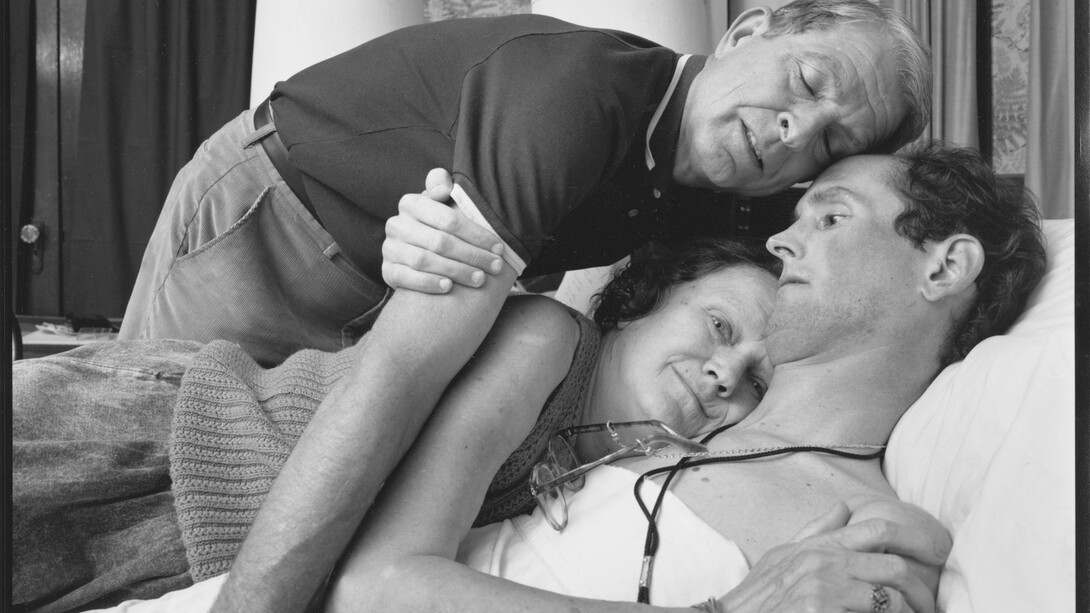 Nicholas Nixon, Robert Sappenfield and His Parents, Dorchester, Massachusetts, 1988 © Nicholas Nixon, courtesy Fraenkel Gallery, San Francisco