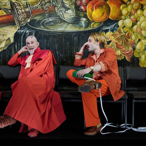 Der zerbrochne Krug. Courtesy of the Deutsches Theater