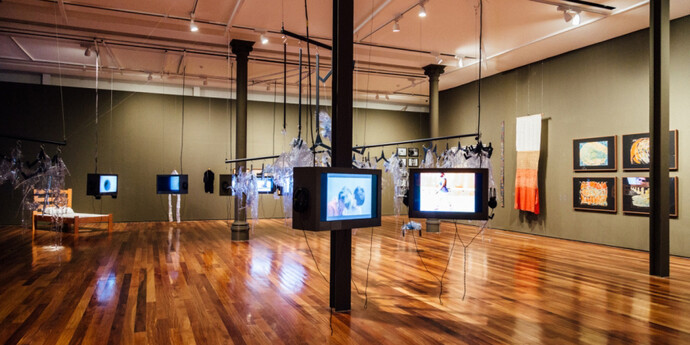 Places of delirium. Courtesy of Museu de Arte do Rio 
